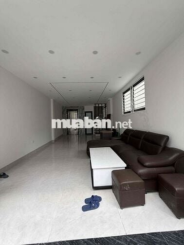 🏠 BÁN NHÀ MỚI XÂY THẠCH BÀN – THANG MÁY – FULL NỘI THẤT – CÁCH AEON MA