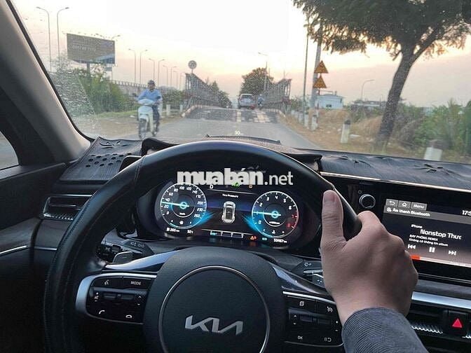 Kia K5 2022 2.0 Premium - 70000 km