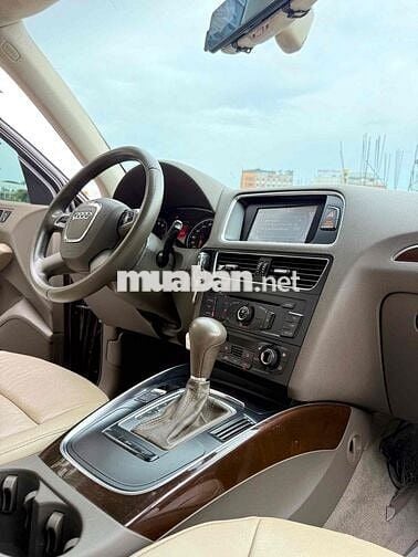 Audi Q5   2010 - 107000 km