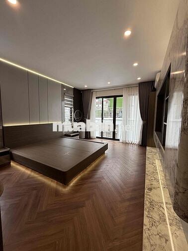 🏠 BÁN NHÀ MỚI XÂY THẠCH BÀN – THANG MÁY – FULL NỘI THẤT – CÁCH AEON MA