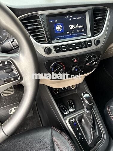 Hyundai Accent 2019 1.4 AT - 78000 km