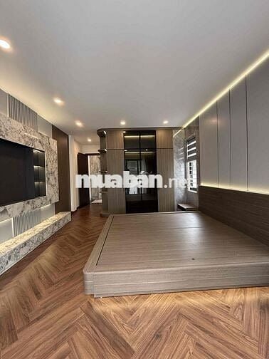 🏠 BÁN NHÀ MỚI XÂY THẠCH BÀN – THANG MÁY – FULL NỘI THẤT – CÁCH AEON MA