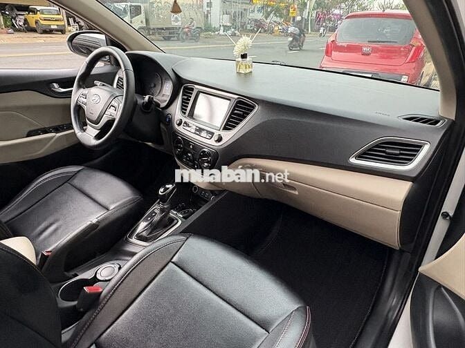 Hyundai Accent 2019 1.4 AT - 78000 km