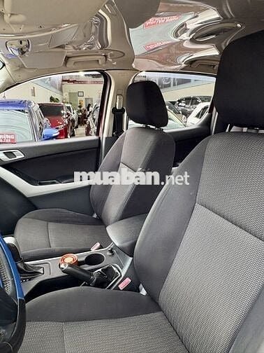 Mazda BT 50 2013 3.2L 4x4 AT - 140000 km