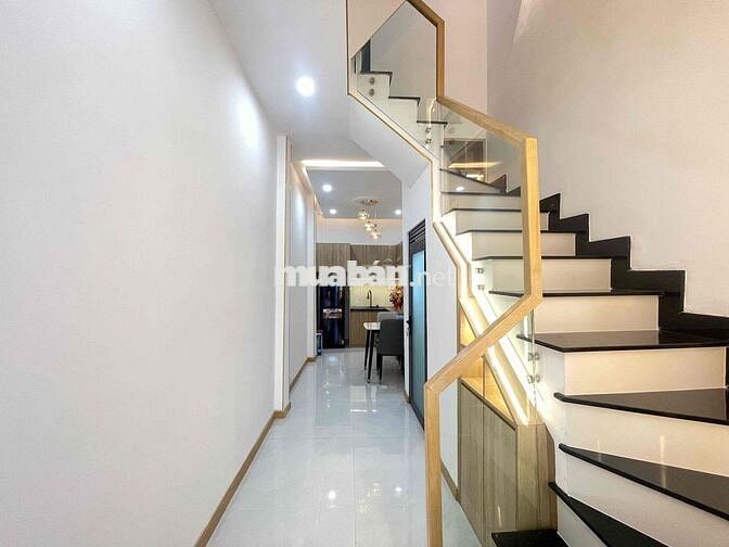 Bán nhà Gò Vấp, Nguyễn Thái Sơn, xây mới, 27m2, 3 tầng, 4.65 tỷ