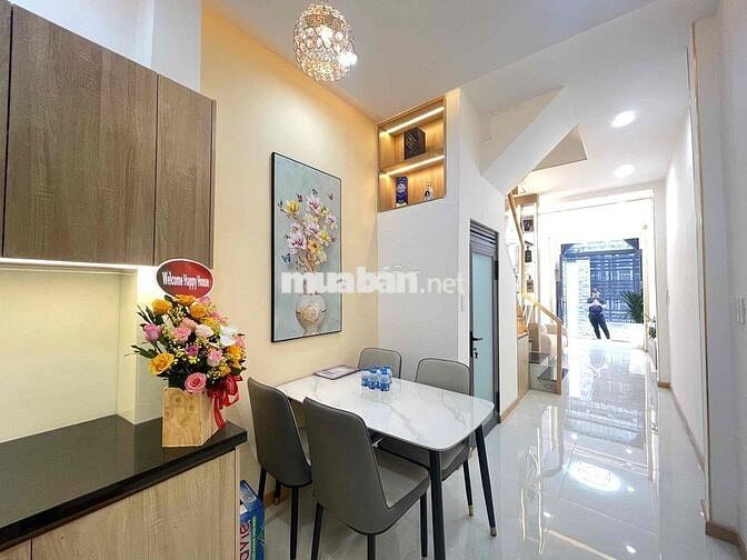 Bán nhà Gò Vấp, Nguyễn Thái Sơn, xây mới, 27m2, 3 tầng, 4.65 tỷ