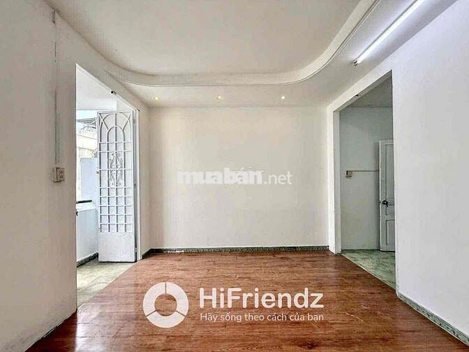 STUDIO TÁCH BẾP BANCOL NGAY VÒNG XOAY PHÚ LÂM GIÁP Q5