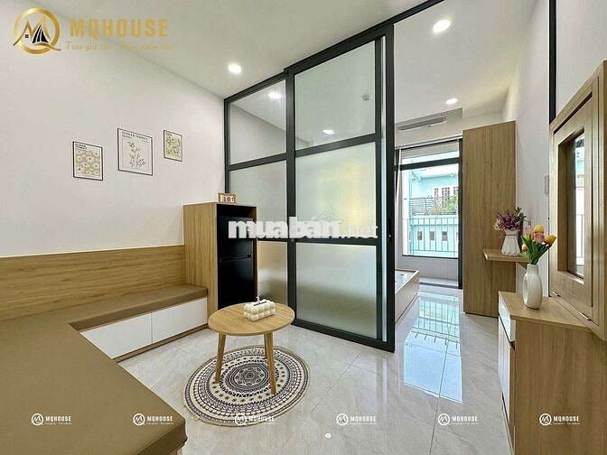 Căn hộ full nội thất ban công thoáng mát Nguyễn Thị Minh Khai Q1