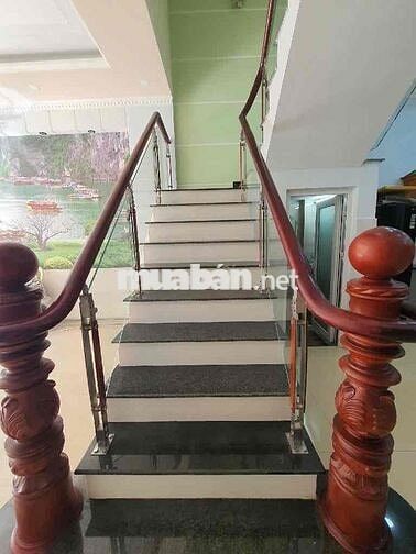Nhà 3 tầng Dĩ An, Mặt Tiền KD , 64m2, Đường Thông 8M, SHr. Nhỉnh 5 Tỷ