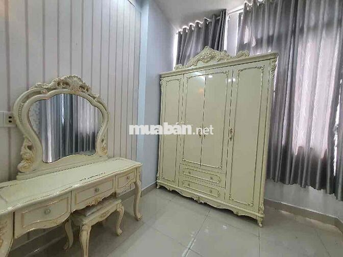 Nhà 3 tầng Dĩ An, Mặt Tiền KD , 64m2, Đường Thông 8M, SHr. Nhỉnh 5 Tỷ