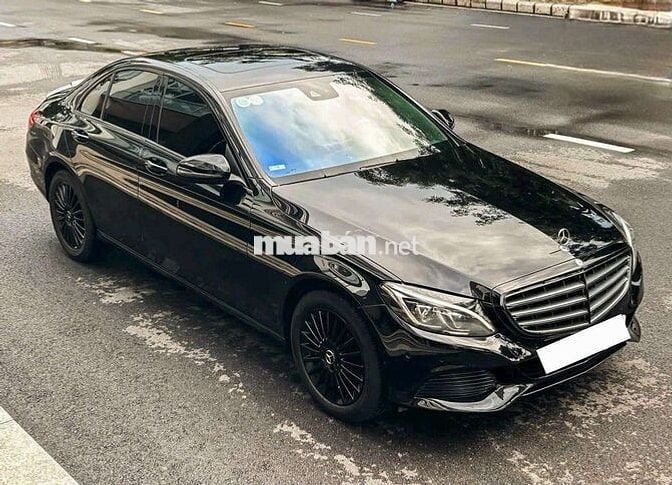439 2016 C250 Exclusive - 91000 km