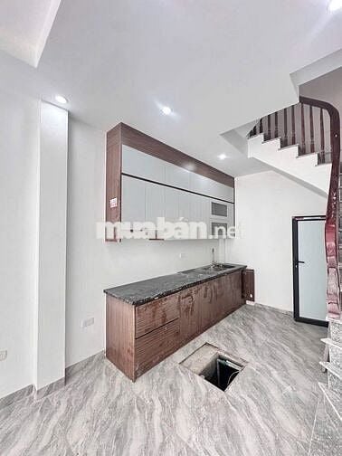 RẺ+ĐẸP- Nhà 4T*31m2 ngõ ô tô- Gần trường đại học Thể Thao- Giá 3,15 tỷ