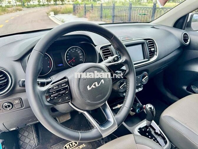 Kia Soluto 2022 1.4 AT Deluxe - 72000 km