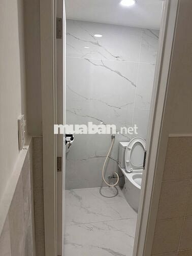 NGUYÊN CĂN QUẬN 1 - BẾN THÀNH (1 TRỆT 3 LẦU) KINH DOANH TỰ DO