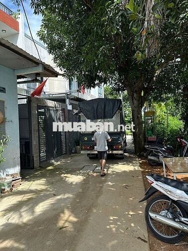 Nhà k.Ô tô vào tận nơi Tôn Đản 92m2, nhà cấp 4 vào ở ngay