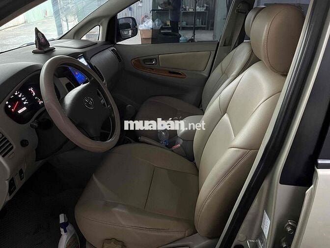 Toyota Innova 2009 G - 188000 km