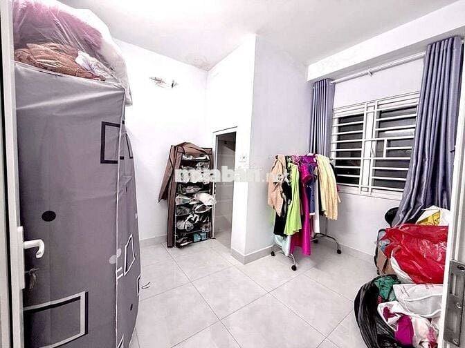 Nhà Gần Công Viên, ST Emart, Chợ Gò Vấp