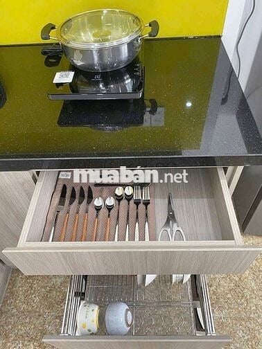 NHÀ 2TẦNG MỚI ĐẸP, 2PN, KIỆT Ô TÔ FULL NỘI THẤT KHU PHẠM VĂN ĐỒNG
