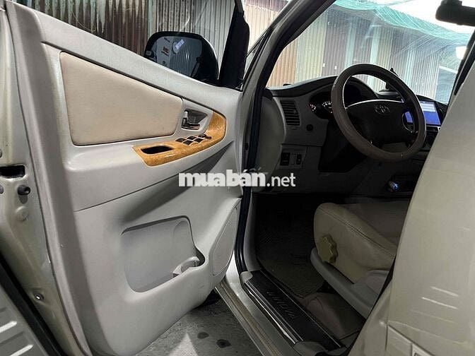 Toyota Innova 2009 G - 188000 km