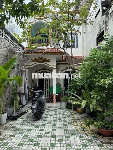 Cho thuê nhà hxh ba vân p14 tân bình. DT: 5m x 20m 1 lầu. 3p giá 17tr