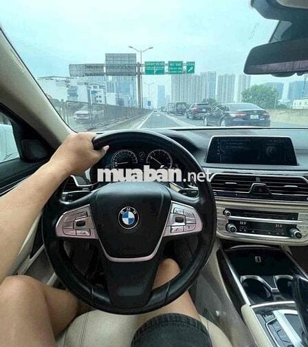 BMW 7 Series 2***00 km