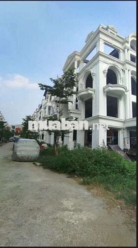 Tôi cần bán nhà Liền Kề - Green Garden House Đại Mỗ ,4tầng mặt tiền 6m