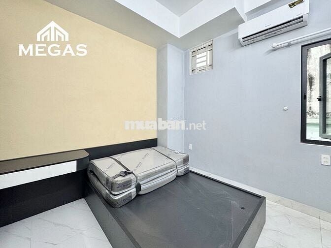 CĂN HỘ 2PN BANCONG MẶT TIỀN ĐƯỜNG GẦN SVĐ THỐNG NHẤT - QUẬN 10