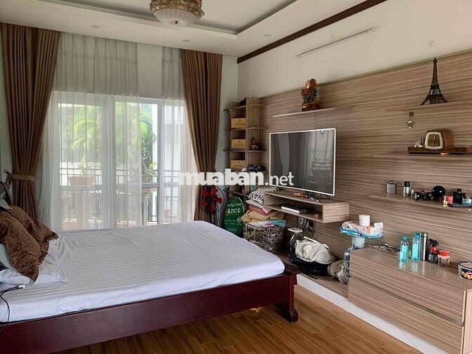 🏦 Vườn Đào – Tây Hồ | 110m² (sổ 73m²) | 6 Tầng | MT 16m |Thang máy | L
