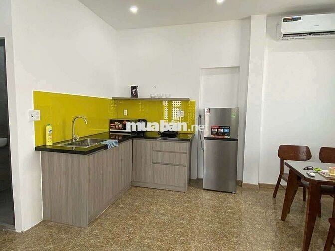 NHÀ 2TẦNG MỚI ĐẸP, 2PN, KIỆT Ô TÔ FULL NỘI THẤT KHU PHẠM VĂN ĐỒNG