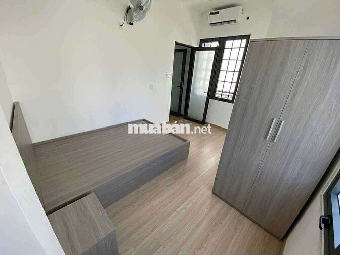 NHÀ 2TẦNG MỚI ĐẸP, 2PN, KIỆT Ô TÔ FULL NỘI THẤT KHU PHẠM VĂN ĐỒNG