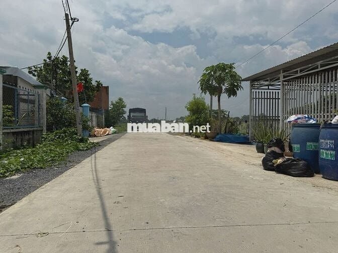 Bán dãy trọ 10 phòng : 287m2 (5x52) - Trung An - Củ Chi . Giá 2 tỷ 700