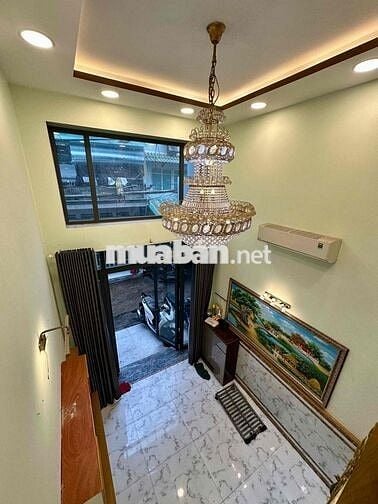 CHỦ BÁN GẤP 5 TẦNG NỘI THẤT LUNG LINH TRUNG TÂM QUẬN 10 ĐẸP Ở NGAY .
