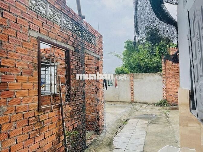 Bán dãy trọ 10 phòng : 287m2 (5x52) - Trung An - Củ Chi . Giá 2 tỷ 700