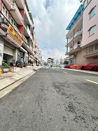 Chính chủ bán nhà KDC Bình Đăng - gần Pegasuit Q.8 - 65m2 - 13,5 tỉ