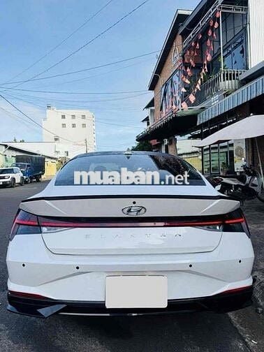 Hyundai Elantra 2023 1.6 AT Đặc biệt - 37000 km