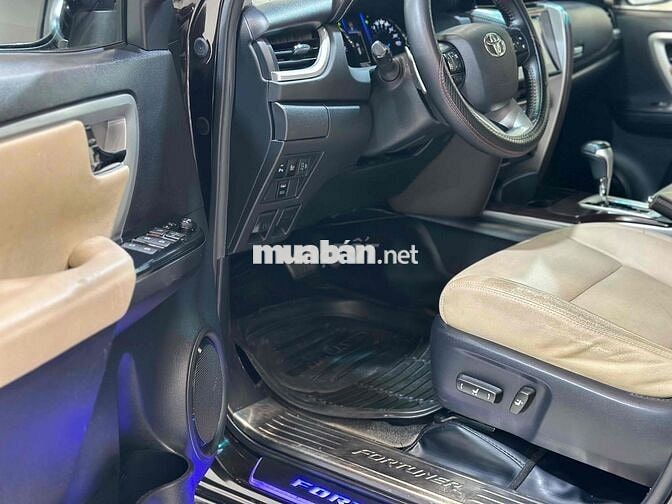Toyota Fortuner 2018 odo chuẩn full lịch sử hãng