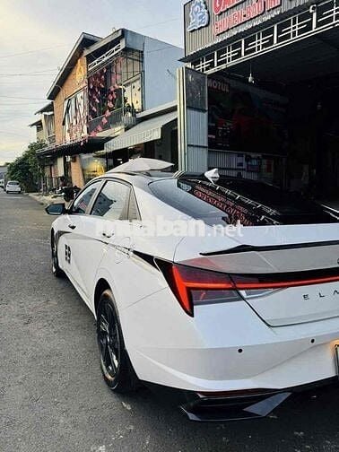 Hyundai Elantra 2023 1.6 AT Đặc biệt - 37000 km
