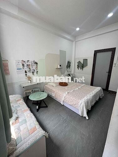 Phòng studio siêu đẹp vibe xinh Ngay ngã tư Hàng Xanh
