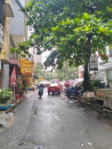 BÁN NHÀ CẦU GIẤY, HỒ TÙNG MẬU: CCMN 6 TẦNG THANG MÁY, 10 PHÒNG KK BÁN NHÀ CẦU GIẤY, HỒ TÙNG MẬU: CCMN 6 TẦNG THANG MÁY, 10 PHÒNG KK