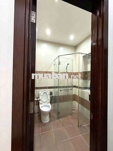 CHO THUÊ NHÀ ĐƯỜNG 3 THÁNG 2 QUẬN 10