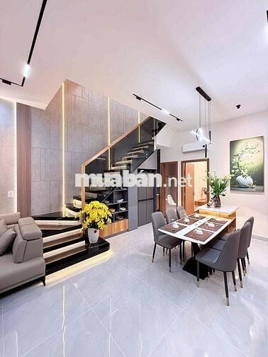 Bán nhà mới đẹp 3 tầng, đường nhựa rộng 8m cực thoáng, Vị trí sát bên