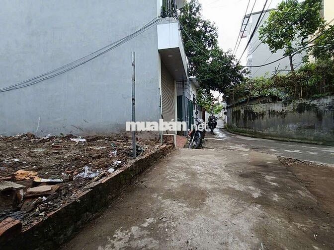 Bán đất Cự Khối 52m² MT 4m, ô tô 16 chỗ vào tận nơi – Giá 6,5 tỷ