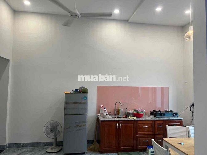 CHO THUÊ NHÀ MẶT TIỀN KINH DOANH NỘI THẤT CƠ BẢN
