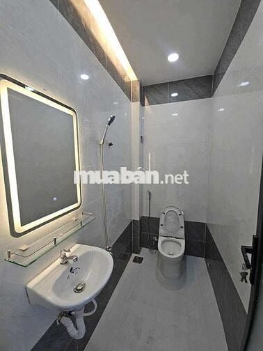 Bán nhanh nhà 1T1L 47m2/1ty850 gần chợ Bình Chánh, Đ. Đinh Đức Thiện.