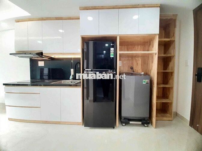Cho Thuê Căn Hộ 1pn Ban Công Máy Giặt Riêng Thang Máy Full NT Ngay Q3