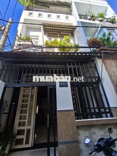 NHÀ HẺM ĐẸP XÂY KIÊN CỐ KHU VỰC TẠP TRUNG TIỆN NGHI