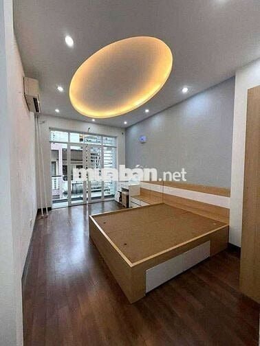 CHO THUÊ NHÀ ĐƯỜNG 3 THÁNG 2 QUẬN 10