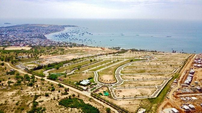 Xuất cảnh cần bán nền biệt thự view biển Mũi Né