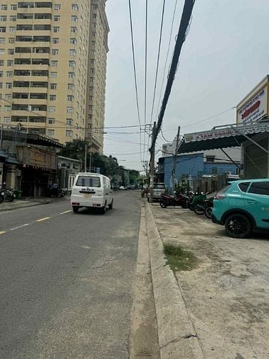 nhà cho thuê mặt tiền đường Trương Phước Phan chung cư