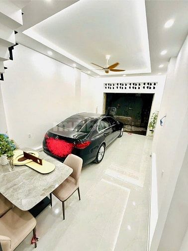 XE HƠI NGỦ TRONG NHÀ PHẠM VĂN CHIÊU, P.14, GV 48M2 5.36 TỶ